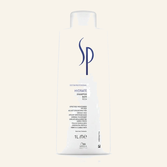 Feuchtigkeitsspendendes Shampoo Trockenes Haar 1000ml - Produktfoto auf beigem Hintergrund
