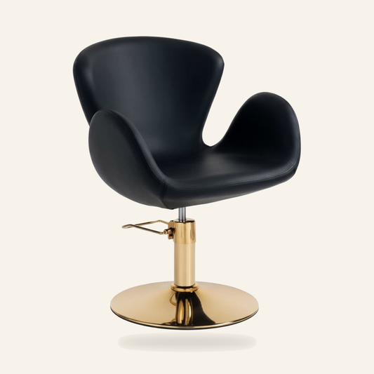 GOLD HAIR CHARLOTTE Friseurstuhl Gold Chrom Eco-Leder - Produktfoto auf beigem Hintergrund