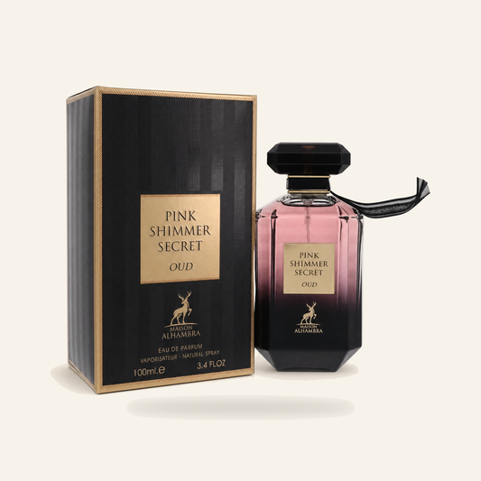 PINK SHIMMER SECRET OUD– Eau de Parfum Spray (100 ml) - Produktfoto auf beigem Hintergrund