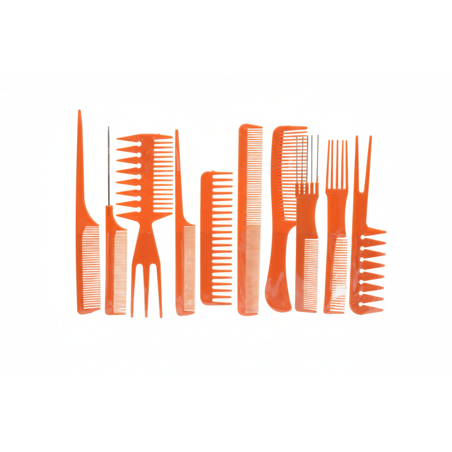 Ein Set aus zehn Kämmen für Friseursalons - Variantenfoto auf weissem Hintergrund