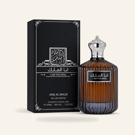 أنا الملك ANA AL MALIK I AM THE KING – Eau de Parfum für Herren (100 ml) - Produktfoto auf beigem Hintergrund