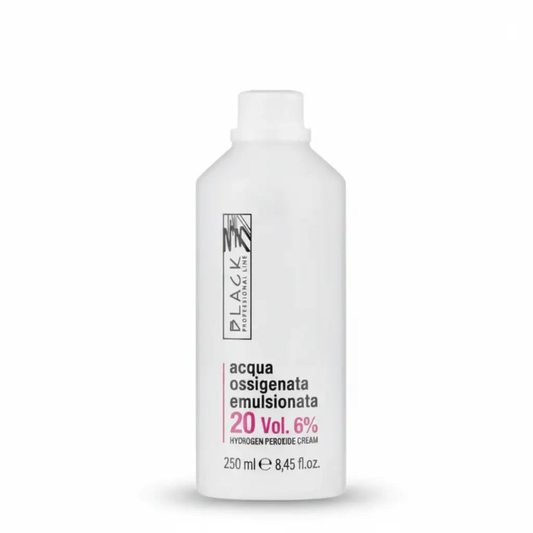 Oxidationsmittel & Farbentwickler Feinarbeiten Salonqualität - Produktfoto auf weißem Hintergrund