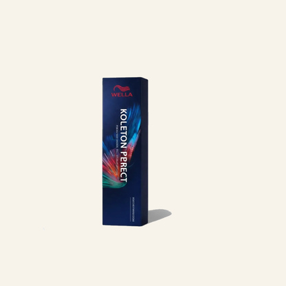 Permanente Haarfarbe ME+ 100% Grauabdeckung 60ml - Produktfoto auf beigem Hintergrund