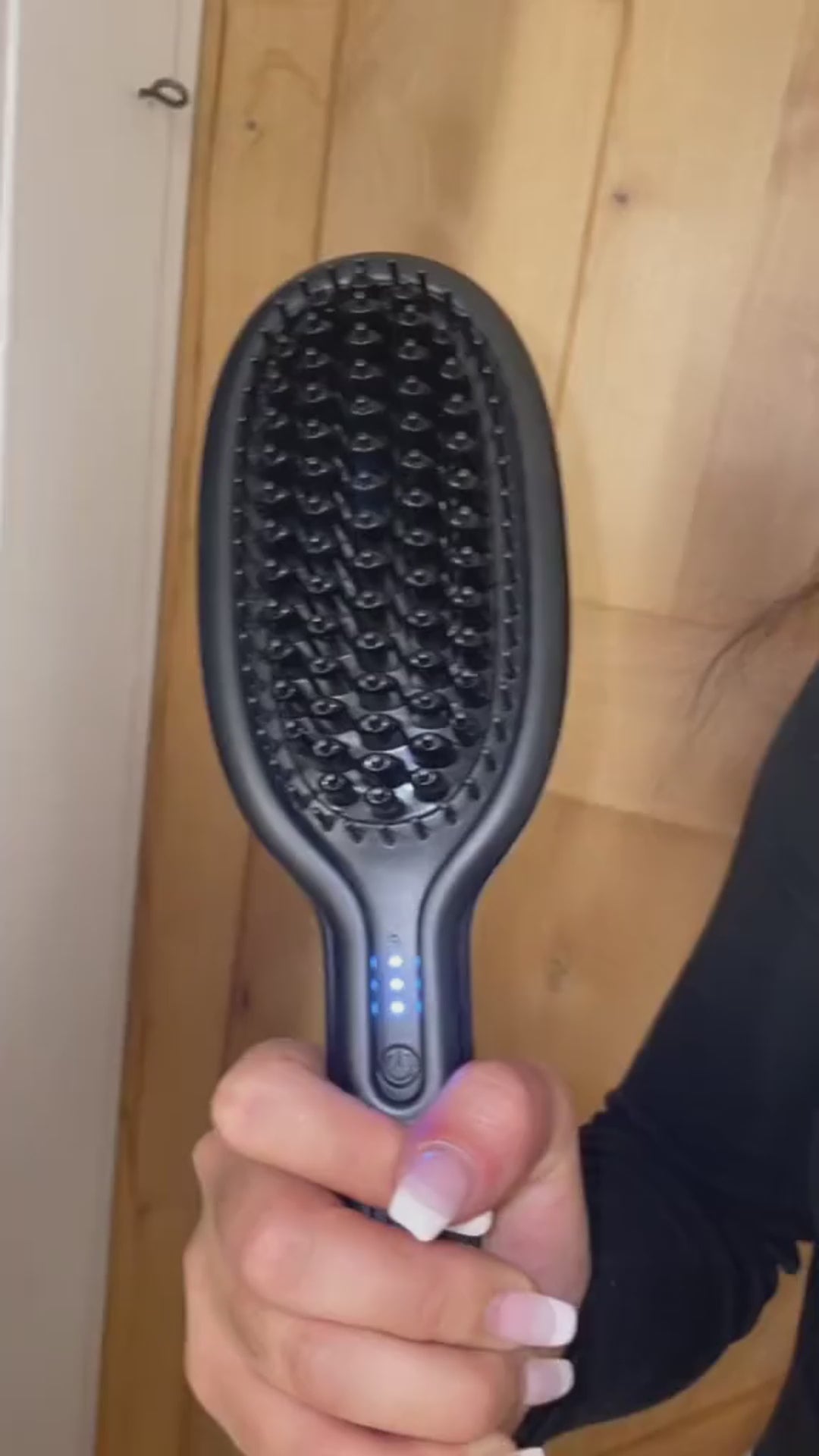 Hitze-Glättkamm für präzise Styles - Friseur-Tool bei Dr.Kalla