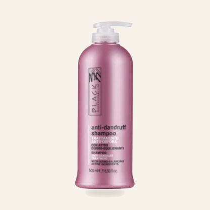reinigendes Anti-Schuppen-Shampoo - Produktfoto auf beigem Hintergrund