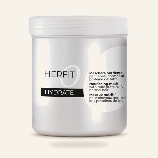 Revitalisierende Haarmaske & Sofortiger Glanz Vitalität - Produktfoto auf beigem Hintergrund