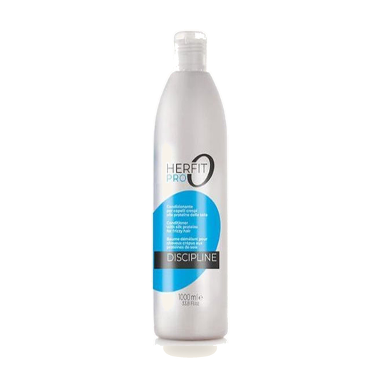 Universelles Shampoo Alle Haartypen & Tägliche Reinigung - Produktfoto auf weißem Hintergrund